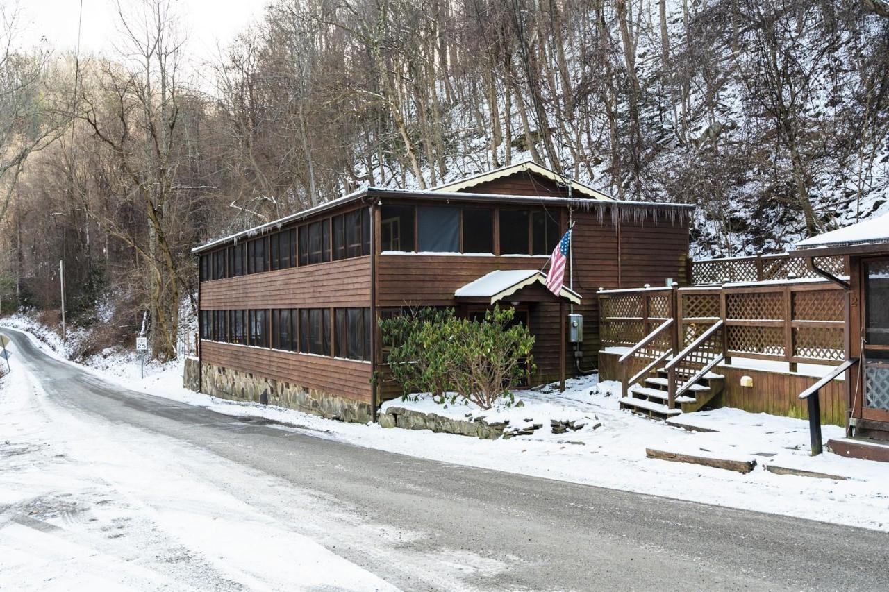 River Front Resort Elkins Kültér fotó